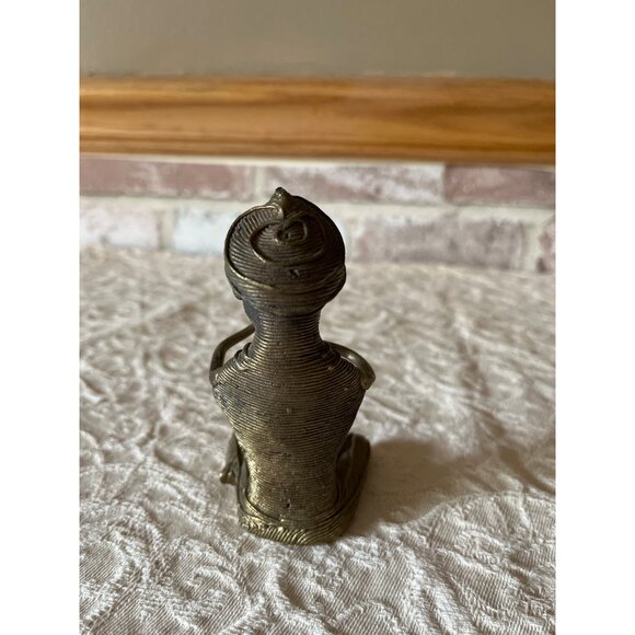 Brass Indian Musician Figurine Playing Flute Intricate Details & Antique Finish - Picture 5 of 13